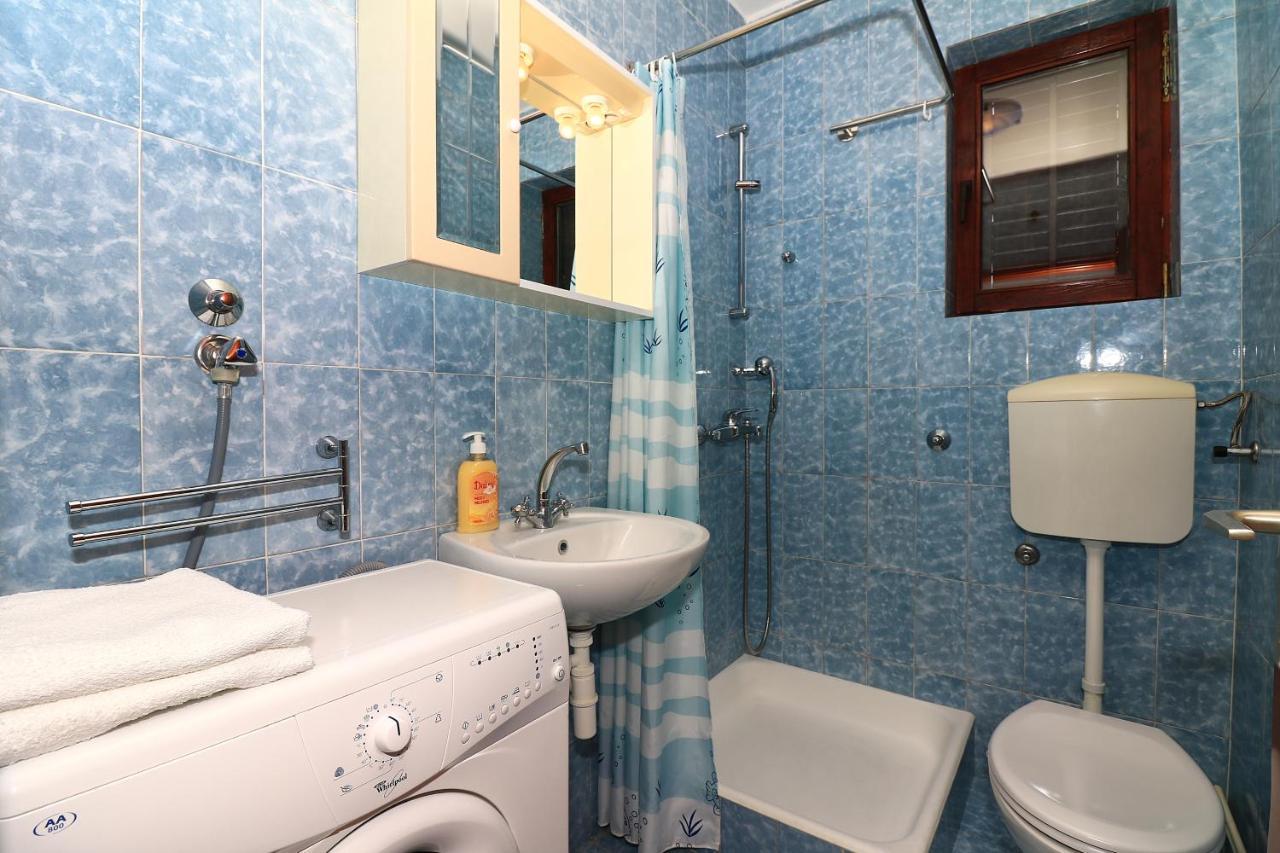 Apartments With A Parking Space Jezera, Murter - 5079 외부 사진